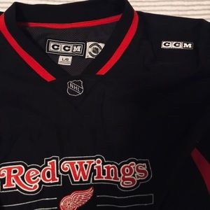 Red Wings Windbreaker